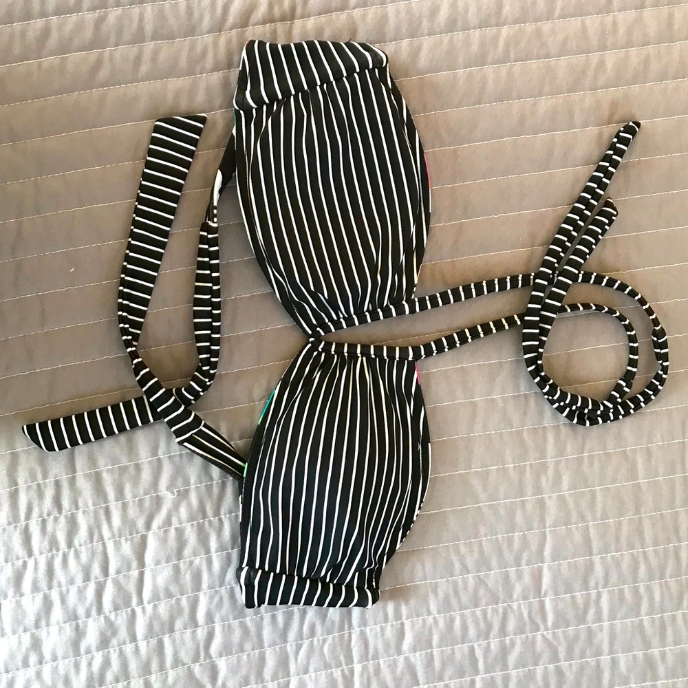 Hula Honey Reversible Bikini Set - Picture 7 of 7